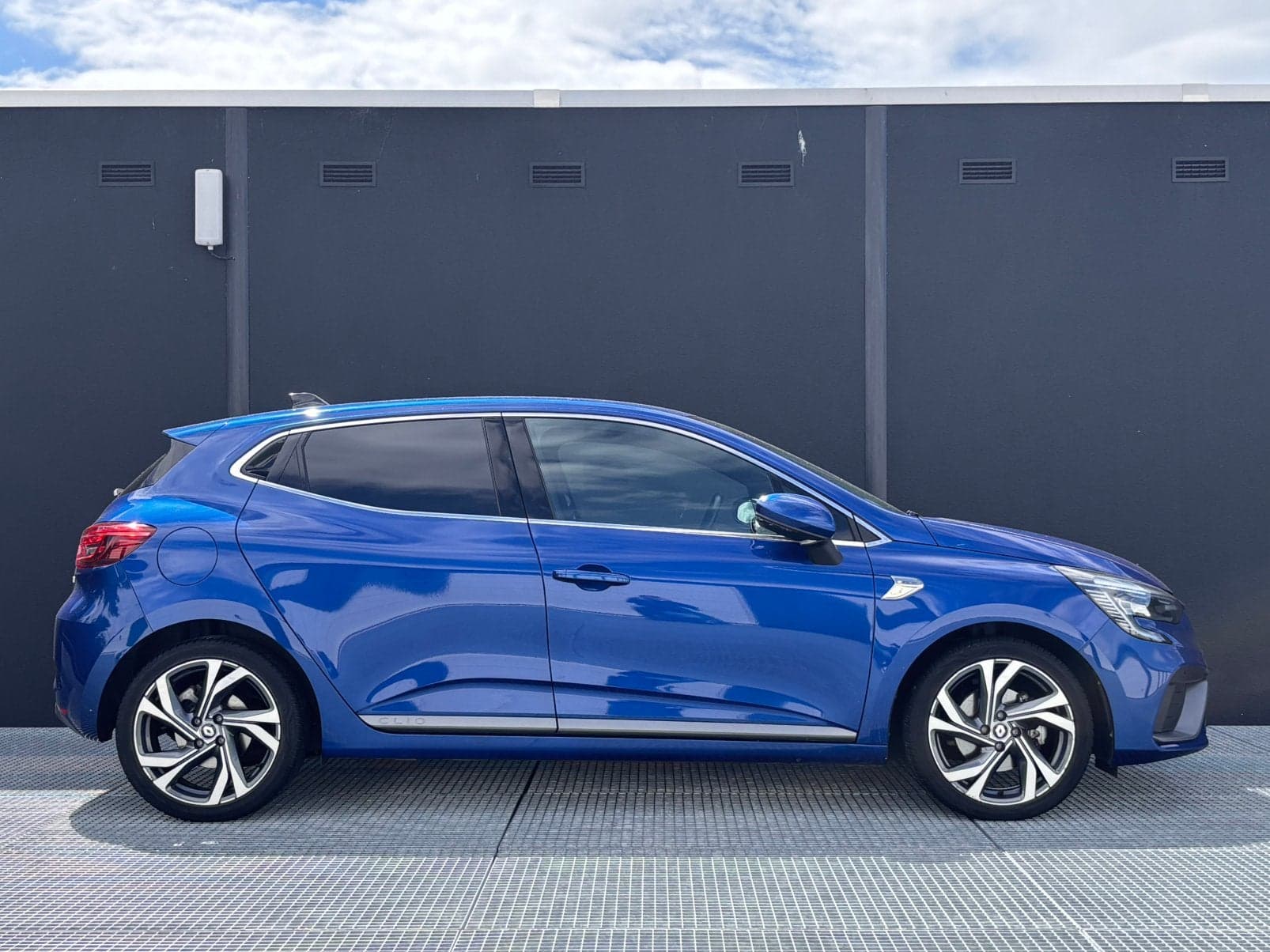 Renault Clio · € 17.990