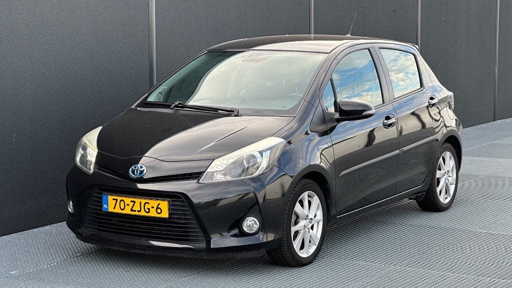Toyota Yaris 1.5 Full Hybrid CVT Dynamic occasion